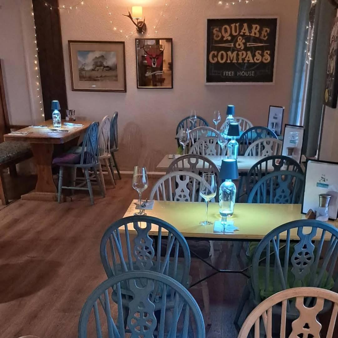 The Flying Fish Stables Hotel Ilminster Buitenkant foto